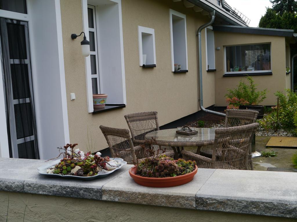 Ferienwohnung Im Neubauernweg 3 Hoppegarten Exterior foto